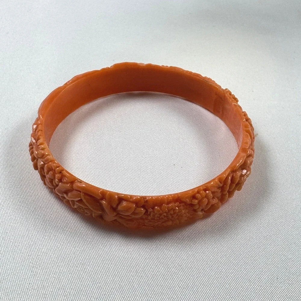Vintage Celluloid Carved Floral Coral Orange Bangle Bracelet '20s-40s 7.75